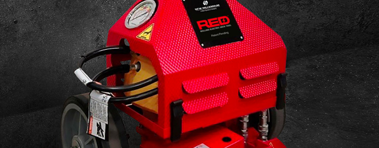 RED™ Rolling Red Deck Tool close up